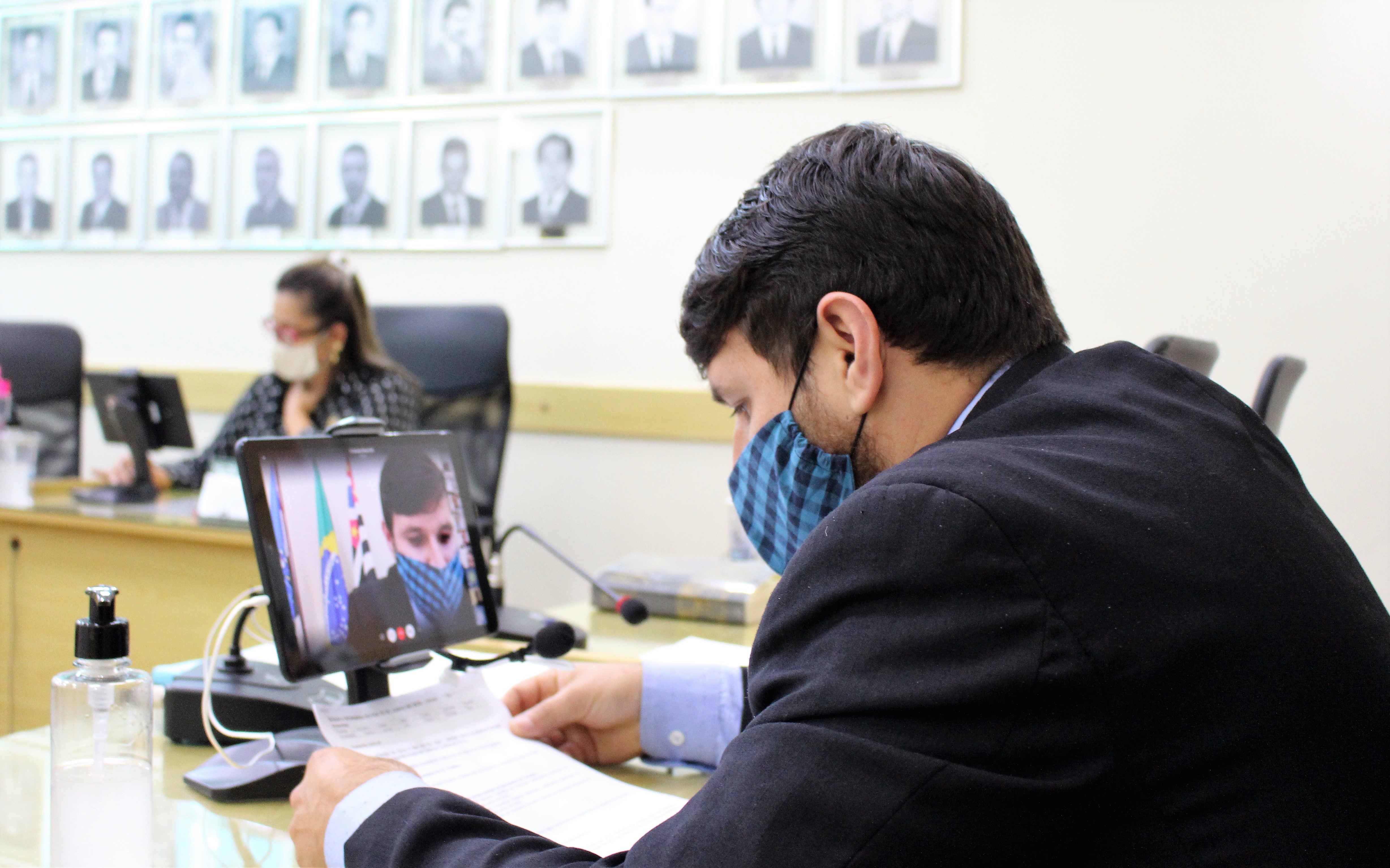 Orçamento para 2021 é aprovado em 2ª votação 