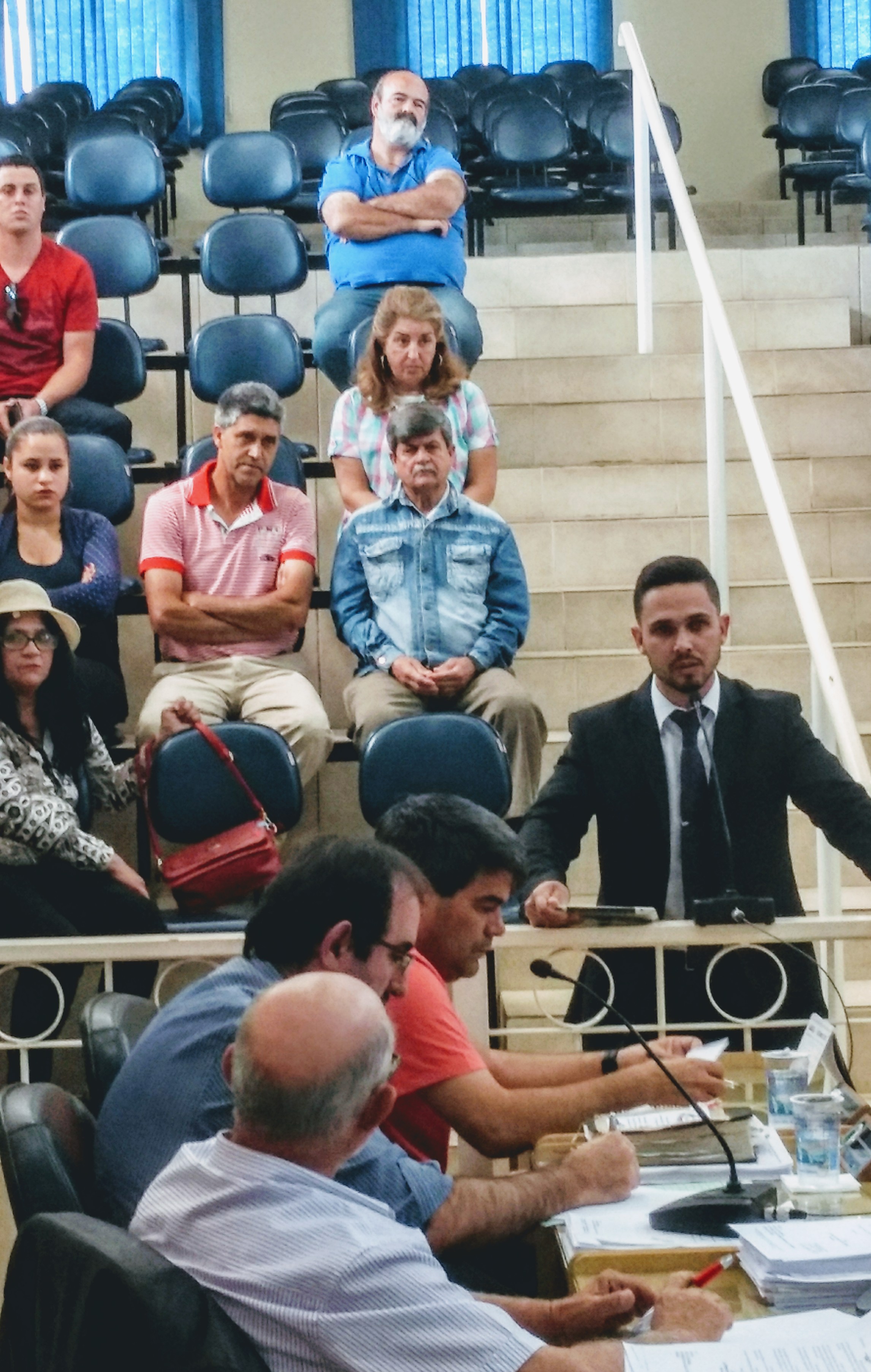 Câmara recebe representantes da Sabesp