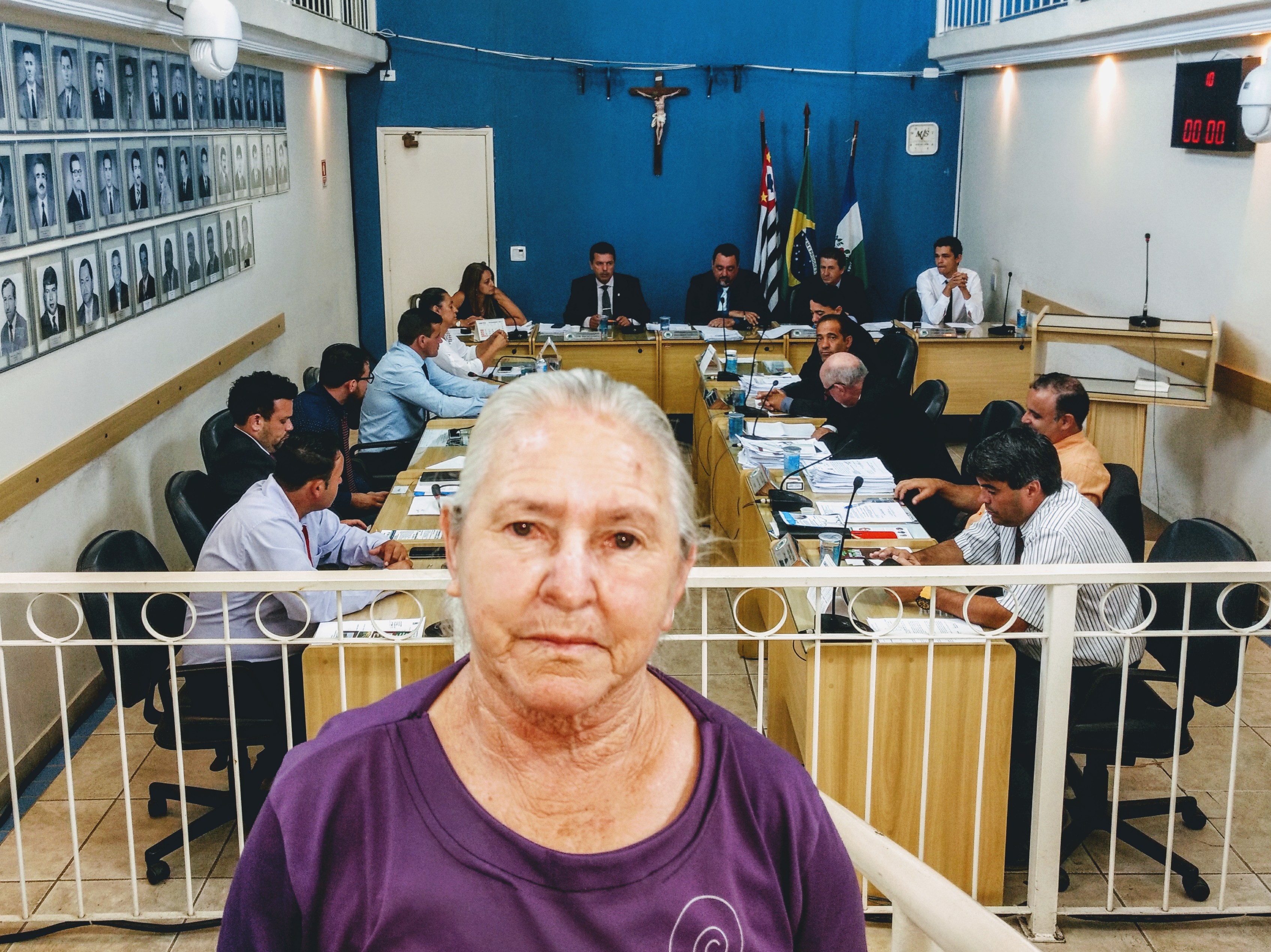 Conheça Dona Teresinha: a mais assídua frequentadora das sessões da Câmara de Ibiúna