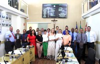 Educadoras recebem homenagem da Câmara