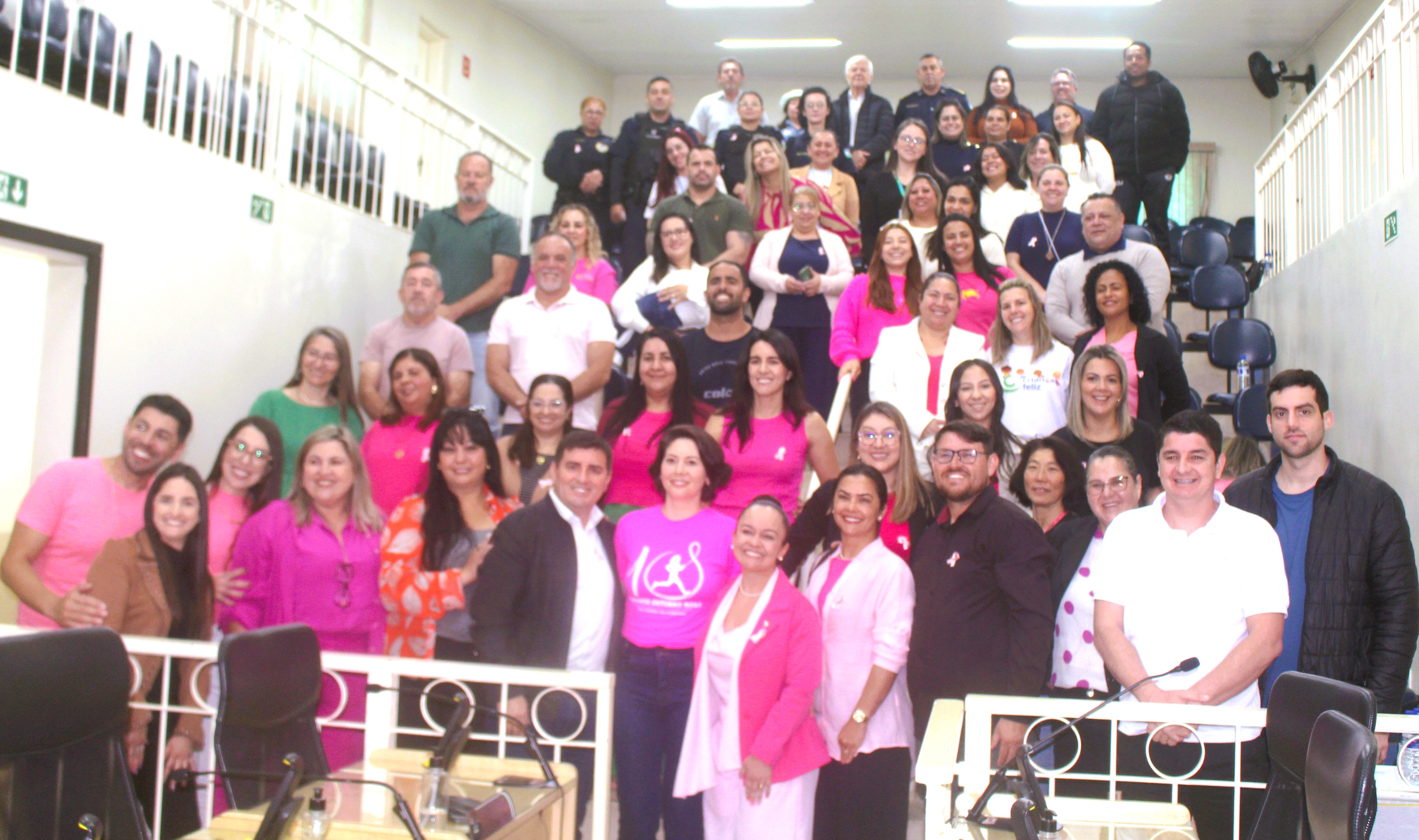 Encontro na Câmara Municipal incentiva prevenção ao câncer de mama