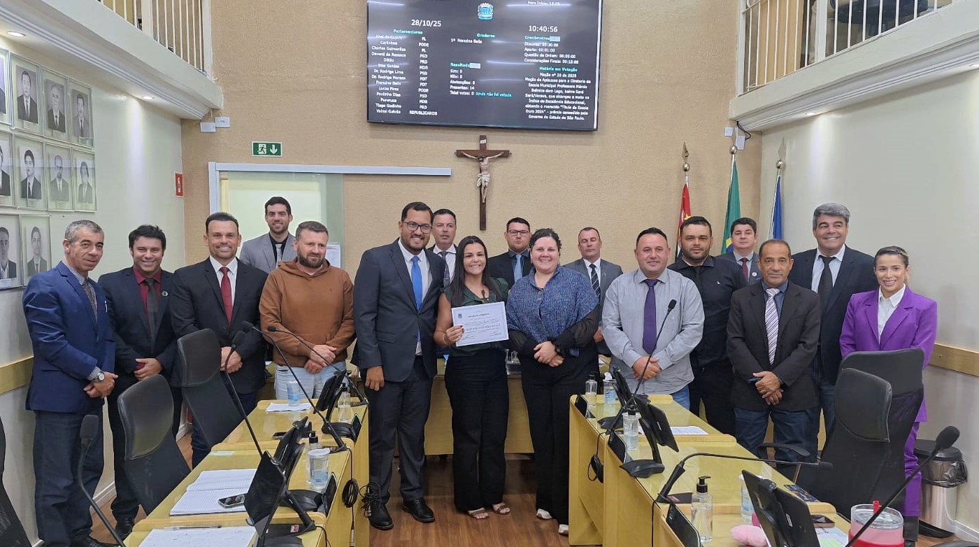 Escola de Ibiúna premiada pelo Governo do Estado recebe Moção de Aplausos da Câmara