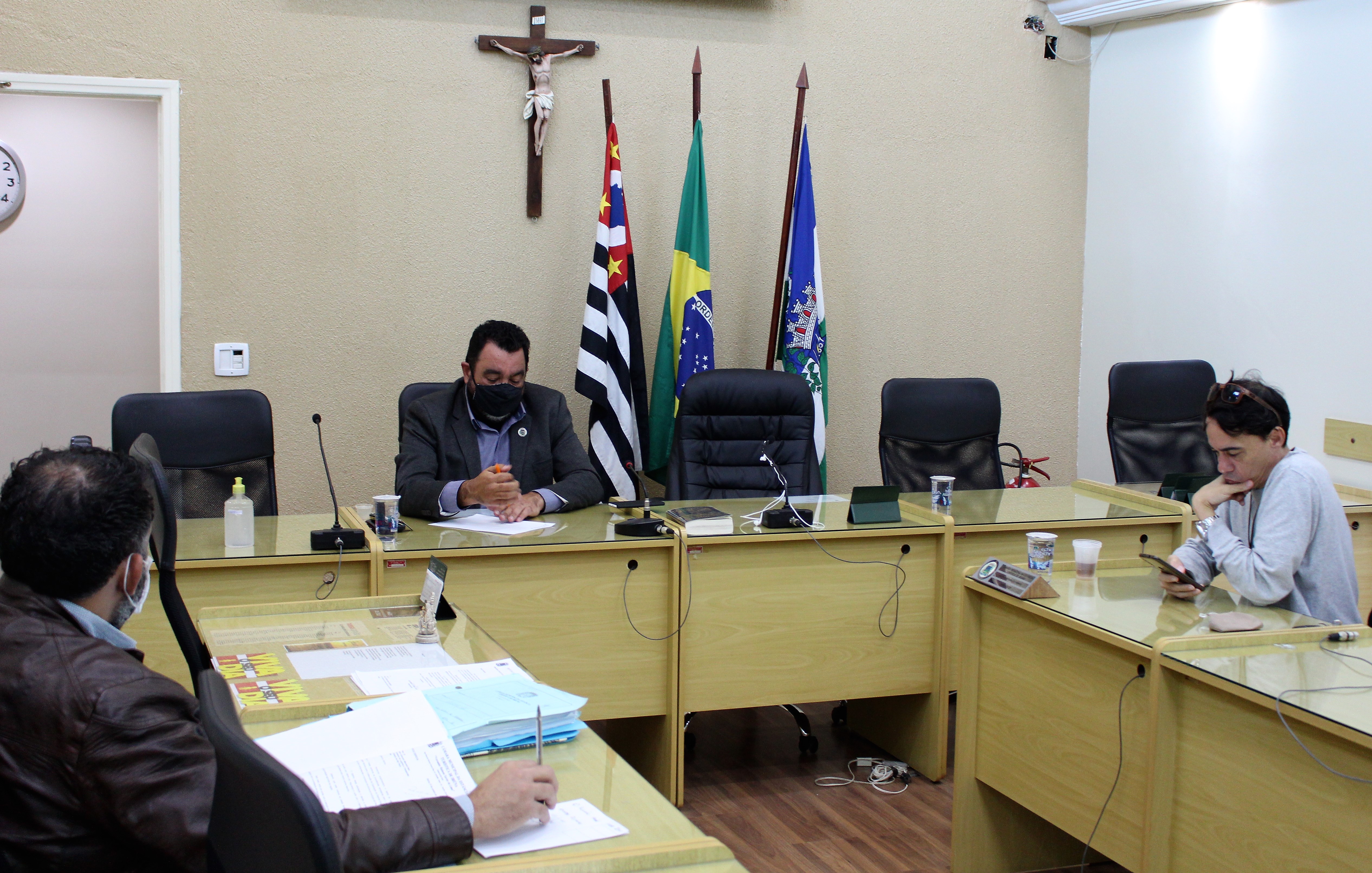 Frente Parlamentar em Defesa da Rodovia Bunjiro Nakao promove encontro com a Diretoria de Planejamento do DER