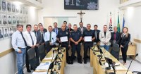 Guardas Municipais recebem Moção de Aplausos 