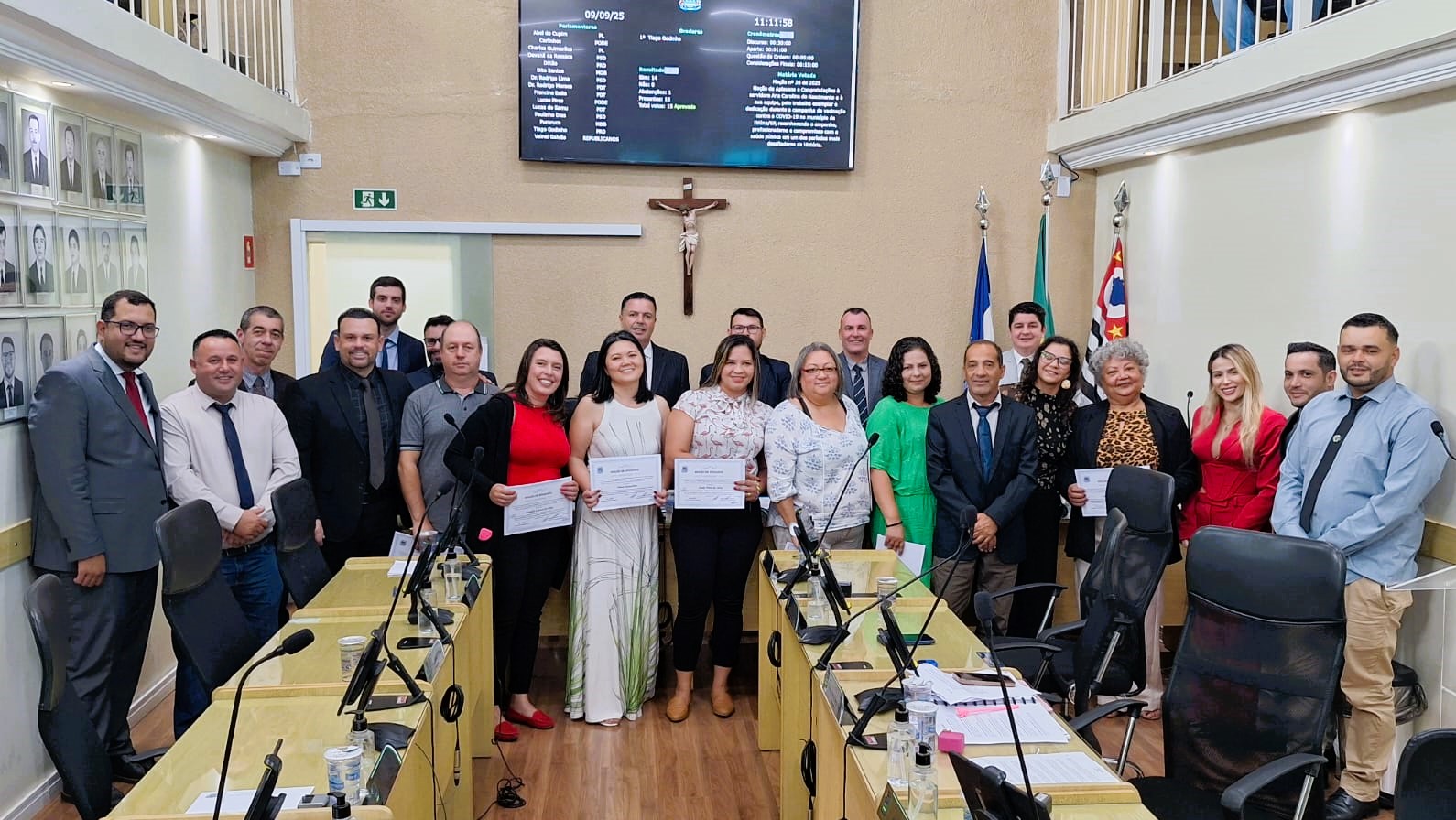 Profissionais do setor de vacinação do Município são homenageados 