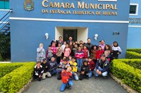 Programa “Escola na Câmara” recebe segunda visita dos estudantes da Escola Municipal do Lageadinho
