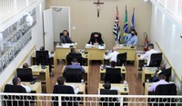 Projeto que institui 'Maio Laranja' avança na Câmara Municipal