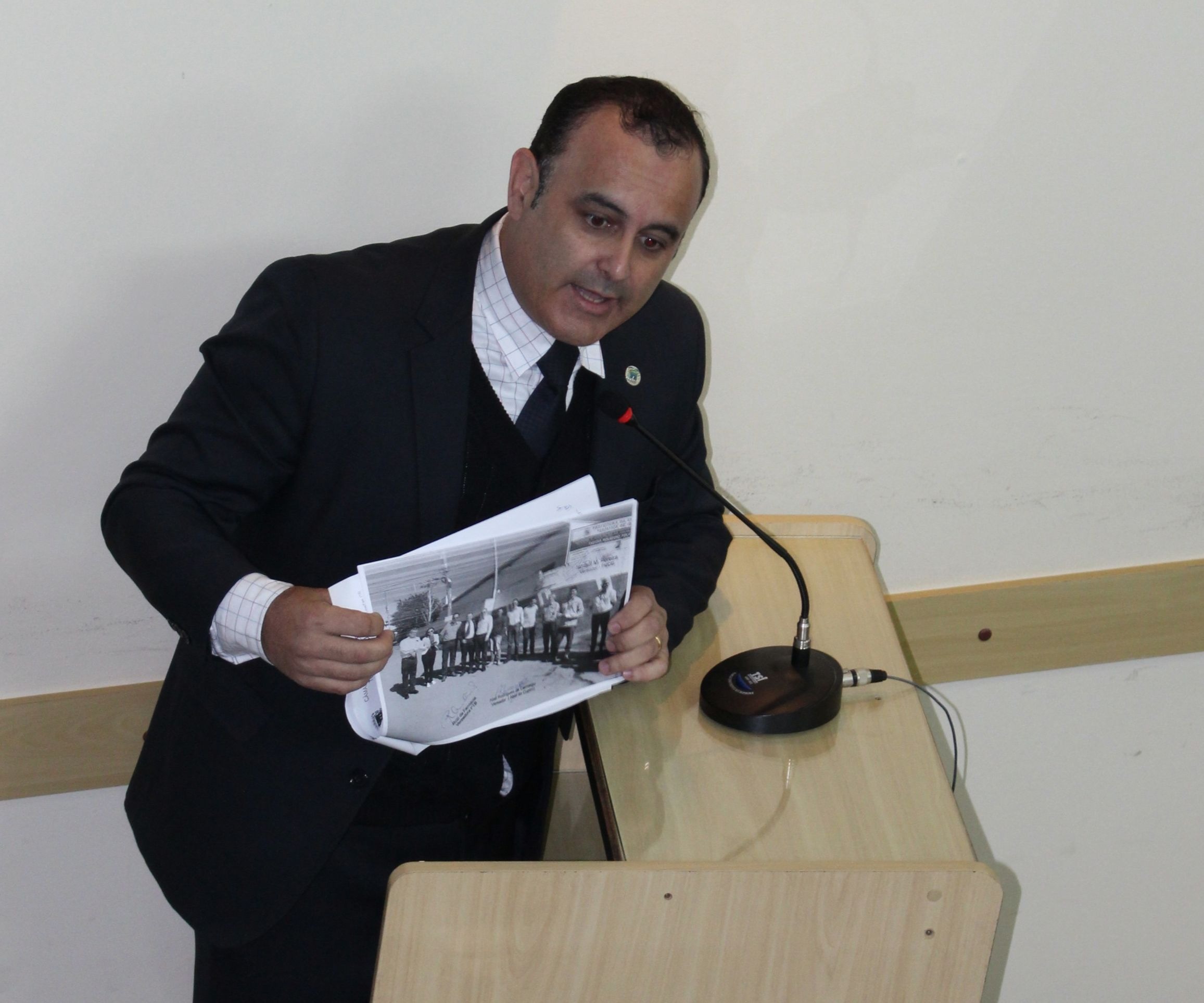 Rede Coletora de Esgoto: Requerimento pede explicações à Sabesp quanto a não conclusão de obras.