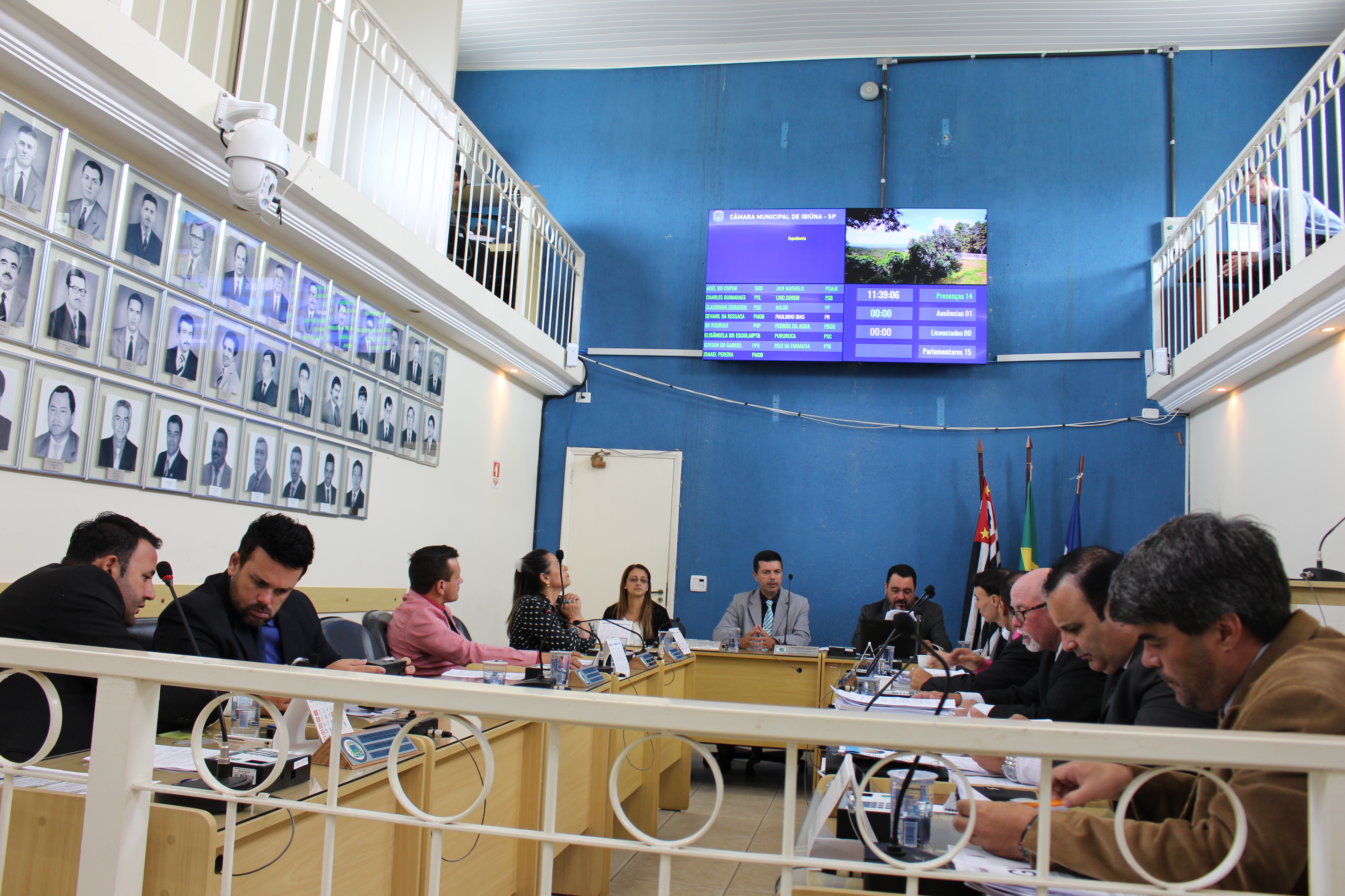 Última sessão do ano tem aprovação de projetos da Prefeitura 