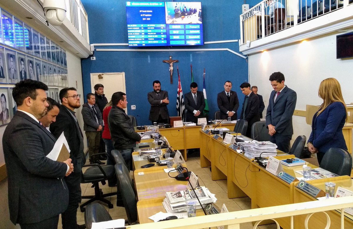 Entenda o Minuto de Silêncio: ato de meditação em homenagem as pessoas que nos deixaram