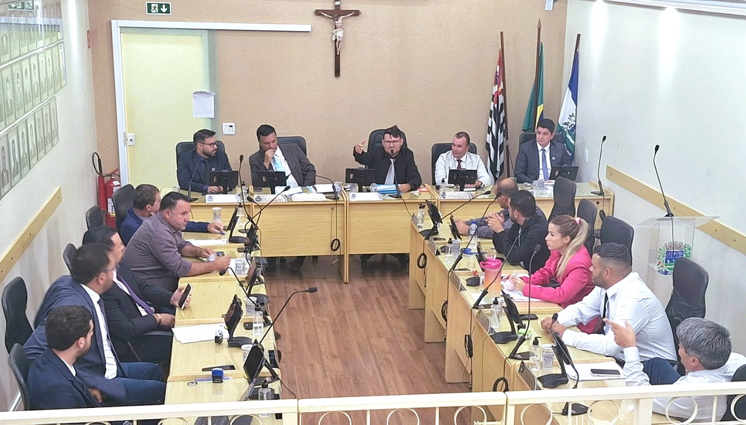 Vereadores cobram informações sobre instalação de praças de pedágios nas estradas da região