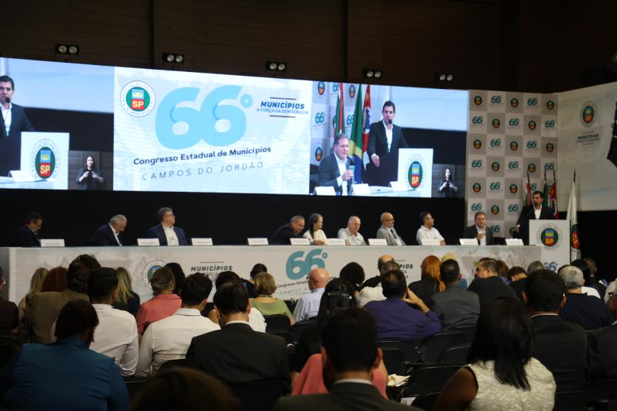 Vereadores representam Ibiúna no 67º Congresso Estadual de Municípios